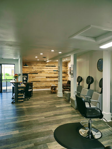 Capelli & Company Salon - Thumbnail