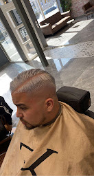 Photo n°18 de Coiffeur Homme Strasbourg - EK Hairstylist à Strasbourg (Salon de coiffure)