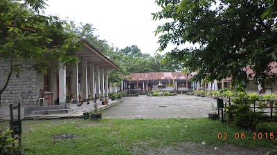 photo of Sershong School