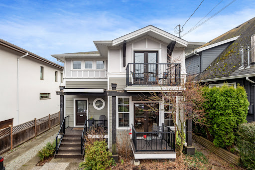 Dane Kingsbury PREC* Real Estate Macdonald Realty Ltd.