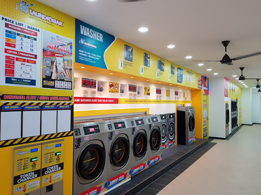LaundryBar Self Service Laundry Bandar Pinggiran Subang (U5)