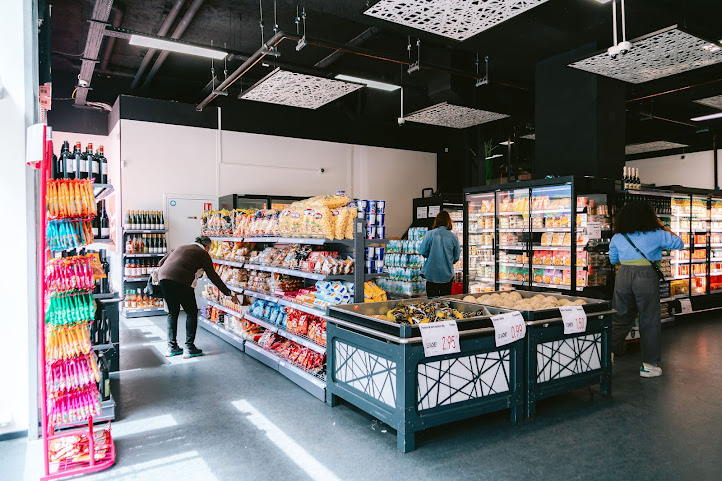 Charlie's Market by null