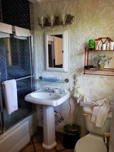 Photos of Villa Royale Inn
