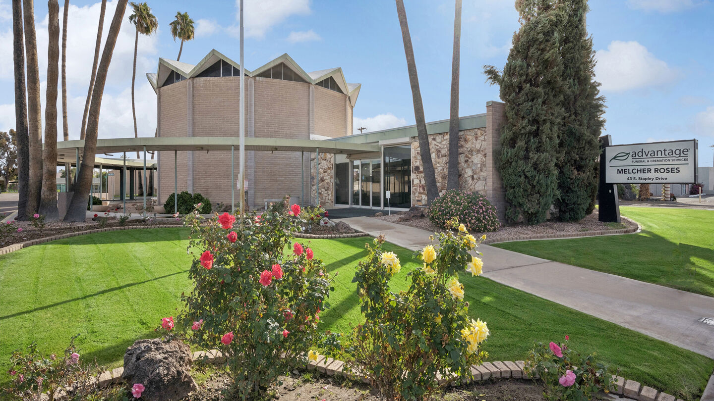 Street view of Advantage Funeral & Cremation Services – Melcher Roses
