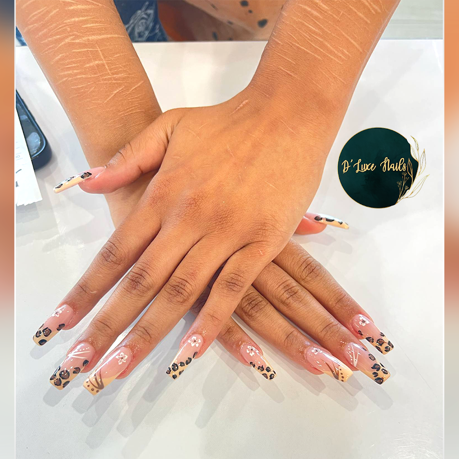 D'Luxe Nail-Ocotillo (Next To Dunkin')