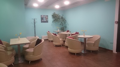 Photos of Cinnabon