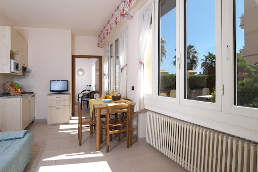 Lorenza sul Mare - Camere & Appartamenti - Thumbnail