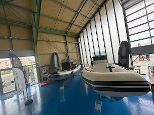 Photo n°7 de Le Havre Nautic à Le Havre (Service de réparation de bateaux)