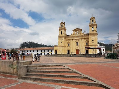 Photos of Bas&iacute;lica de Chiquinquira