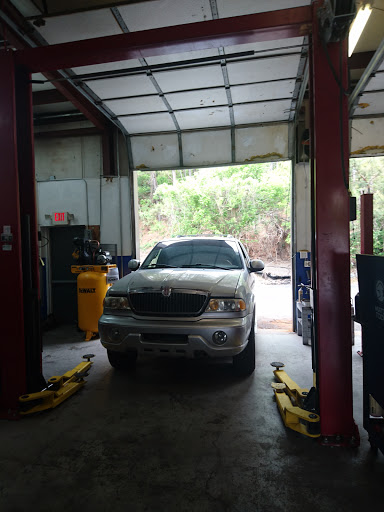 Flavio's Service Station - Thumbnail