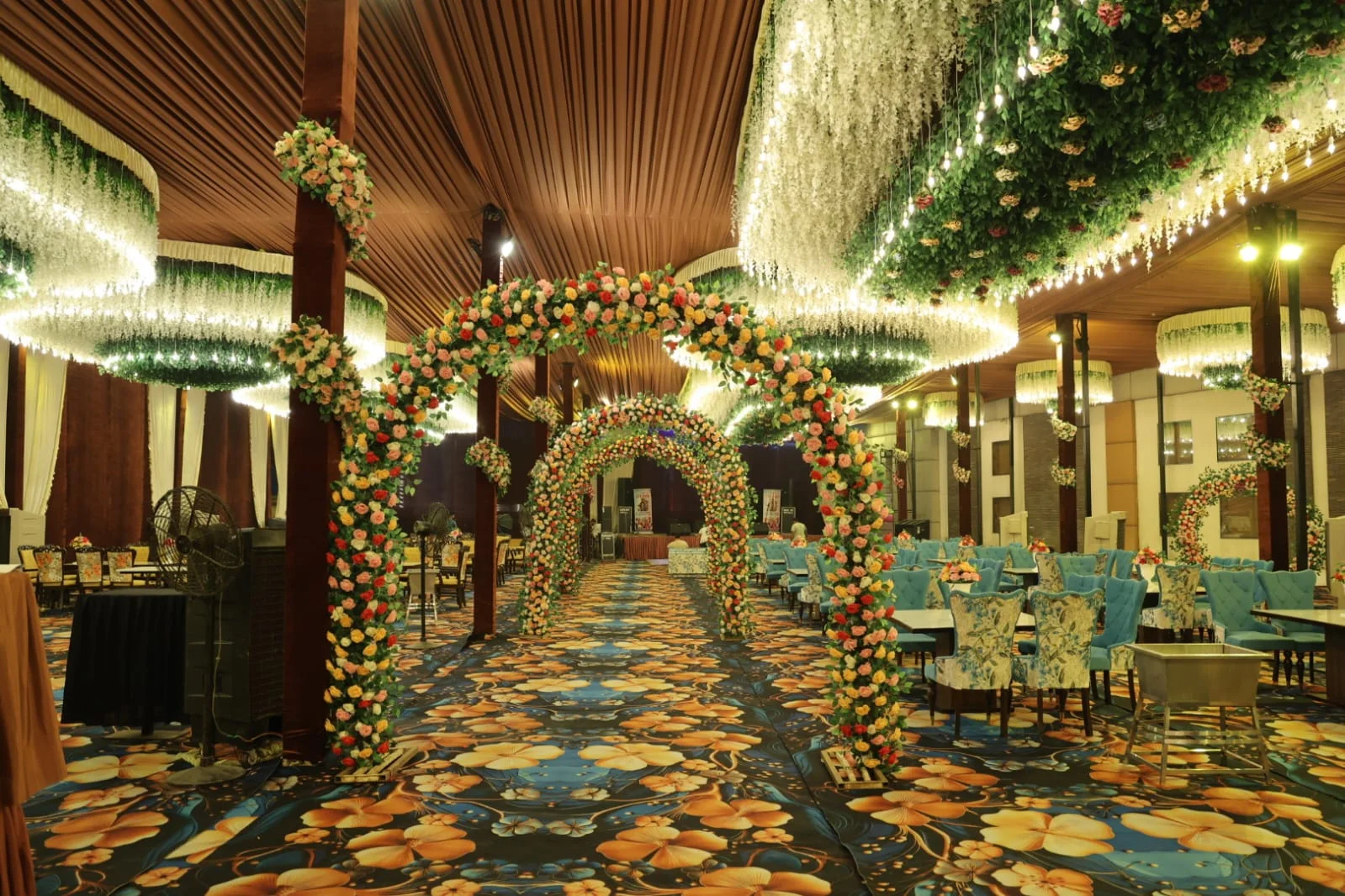 Hotel Adarsh Palace