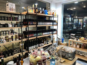 Photo n°1 de La Bourriche Gourmande à Quiberon (Magasin de souvenirs)