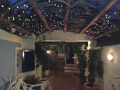 Photos of Mamaf&eacute;