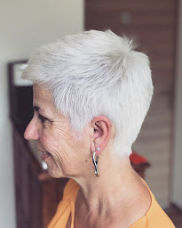 Photo n°11 de Maison de Coiffure à Lavaur (Barbier)