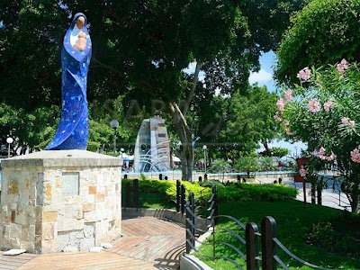 Photos of Estatua De La Virgen Del Cisne
