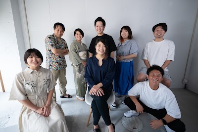 コケナワホールディングス㈱