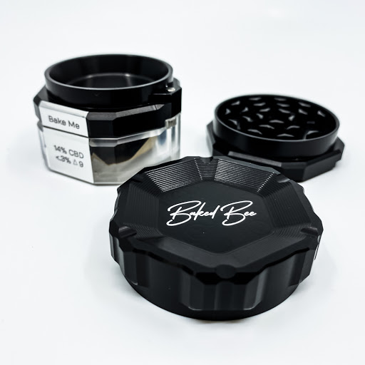 Baked Bee - Visual