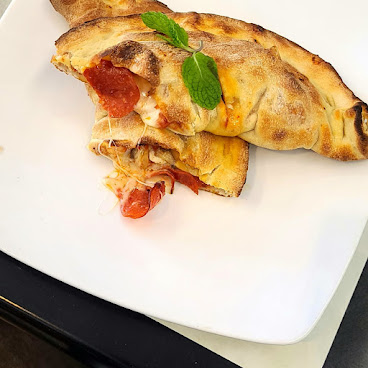 Bianco's Italian Cuisine by null