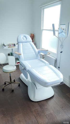 London Skintopia Med Spa