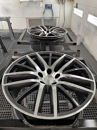 Photo n°23 de California Color / Evo Nett à Puget-sur-Argens (Société de transport routier)