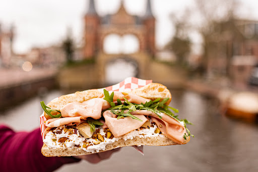 de Blonde Italiaan Sneek - Thumbnail