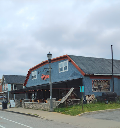 Mister's Bar and Lanes - Thumbnail