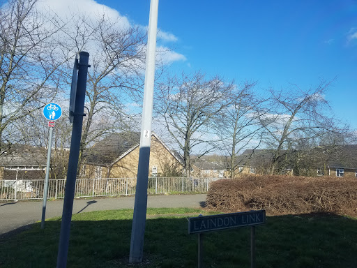 Laindon Railway Station (Stand B) - Thumbnail