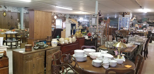 Catoire's Vintage & Antiques - Thumbnail