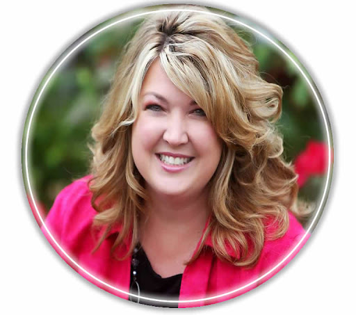 Stacy Pandy Realtor - Howard Hanna - Thumbnail