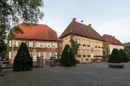 IMMOBILIENMAKLER NOTTULN - FREIESLEBEN GmbH