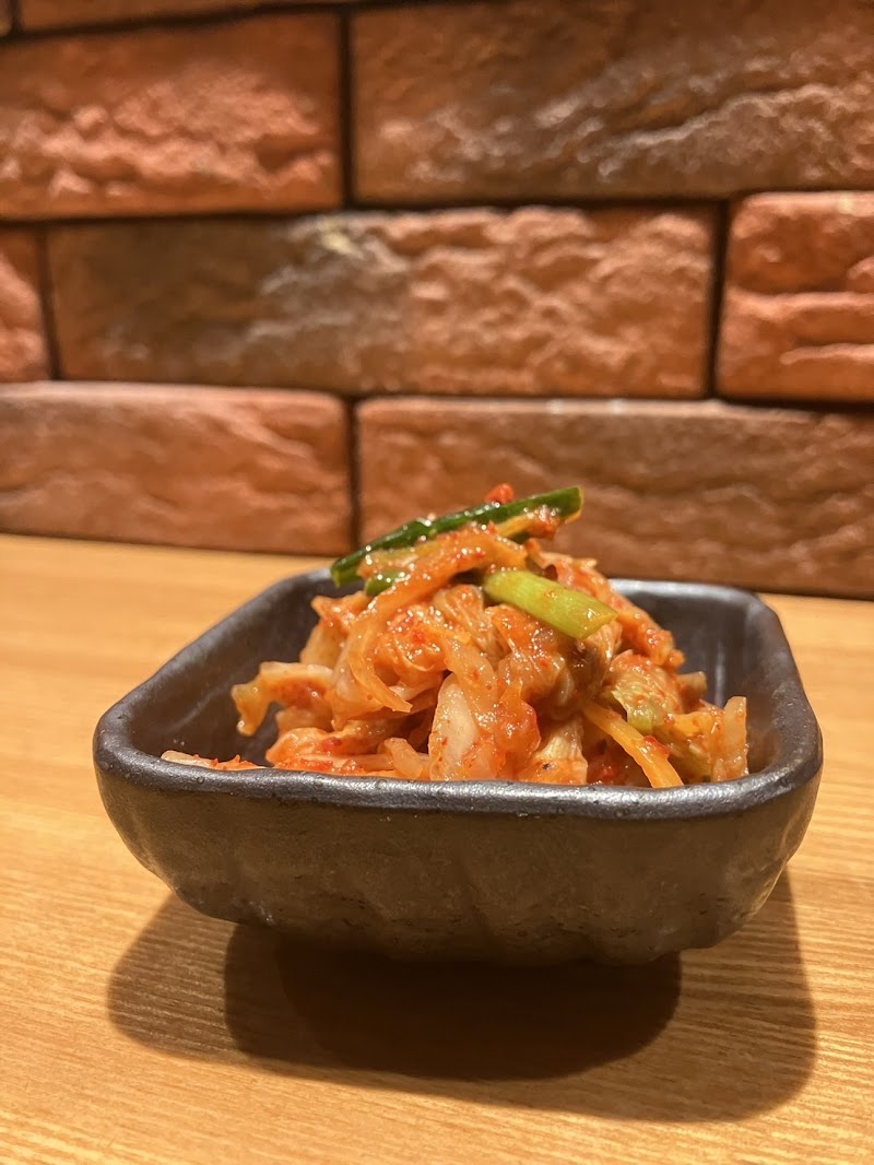 にくやカミノウラ