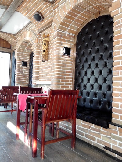 Photos of Cafeneaua "Căsuța Noastră"