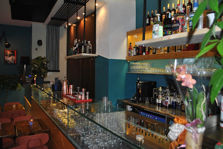 mica - bistrot, spritz & cocktail bar a Catania Via Umberto I, 51, 95129 Catania CT, Italia