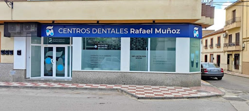 Centros Dentales Rafael Muñoz Huétor - Tajar