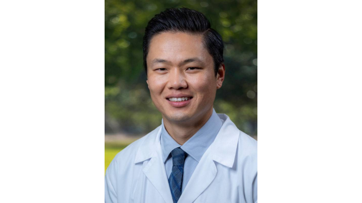 Edward Chau Md