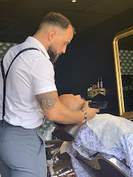 Photo n°8 de Les Mâles Rasés - Lacanau Ville à Lacanau (Barbier)