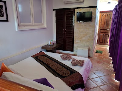 Photos of Travellers Inn