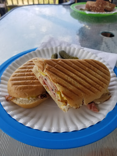 Rollover Cafe - Visual