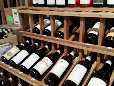 La Casa Sena Wine Shop