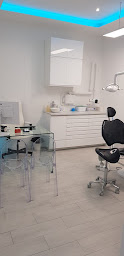 Photo n°4 de Docteur Barek Samy à Cergy (Dentiste)