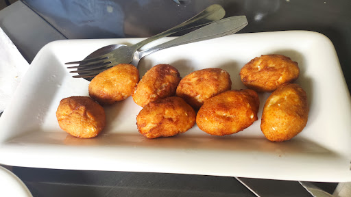 La Cueva Restaurante - Thumbnail
