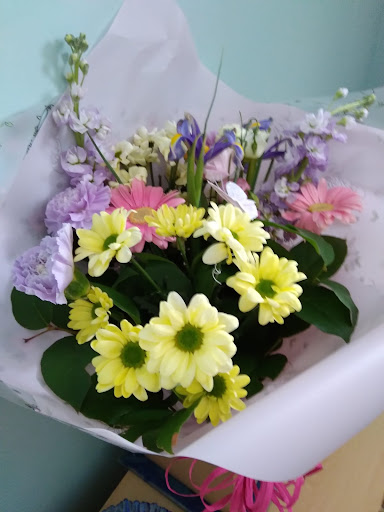 Flowers By Michell - Visual