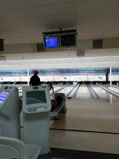 Gold Cup Bowling Center - Thumbnail