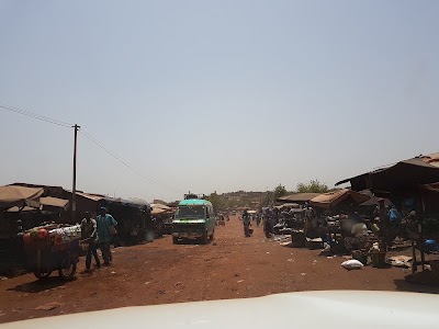 Photos of March&eacute; De Banconi Farada