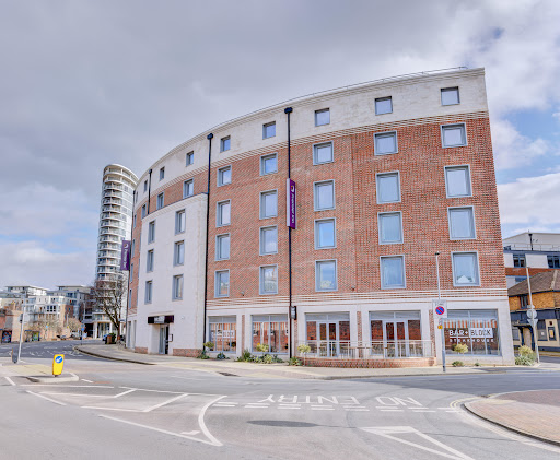 Premier Inn Portsmouth Dockyard hotel
