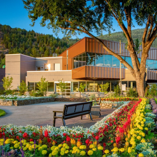 Trail & District Public Library - Thumbnail
