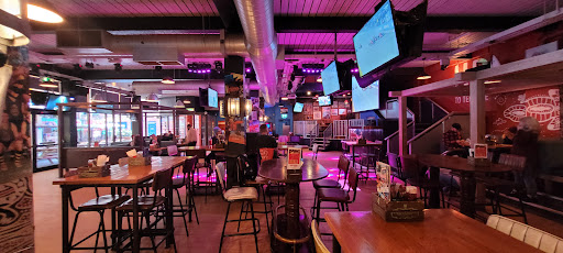 Walkabout - Reading - Visual