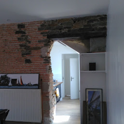 Photo n°3 de MAO PEINTURE 44 - Artisan peintre intérieur à Nantes à Plessé (Service de pose de parquet)