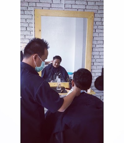 Photos of Charlie's Barbershop