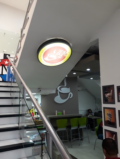 Photos of Bolivar Plaza Shopping Center